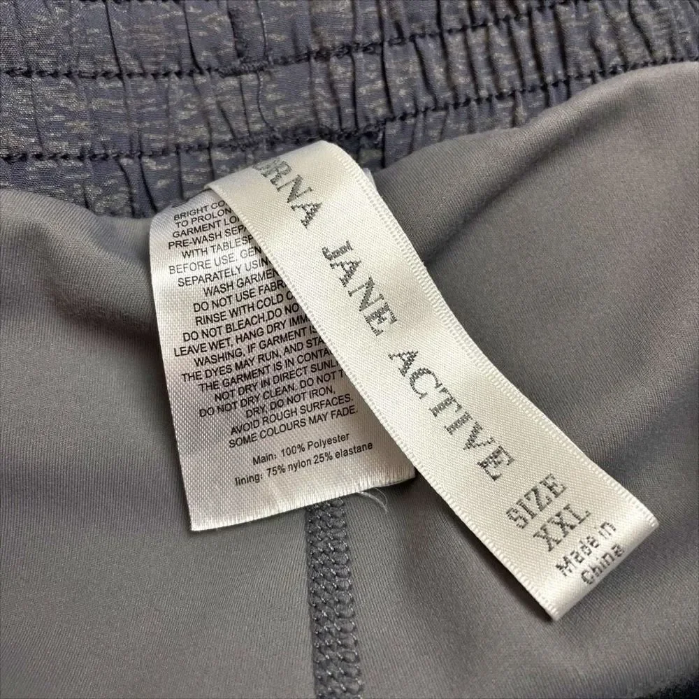Lorna Jane Zip It Perforated Run Short Lined Grey Foil XXL - Picture 9 of 9